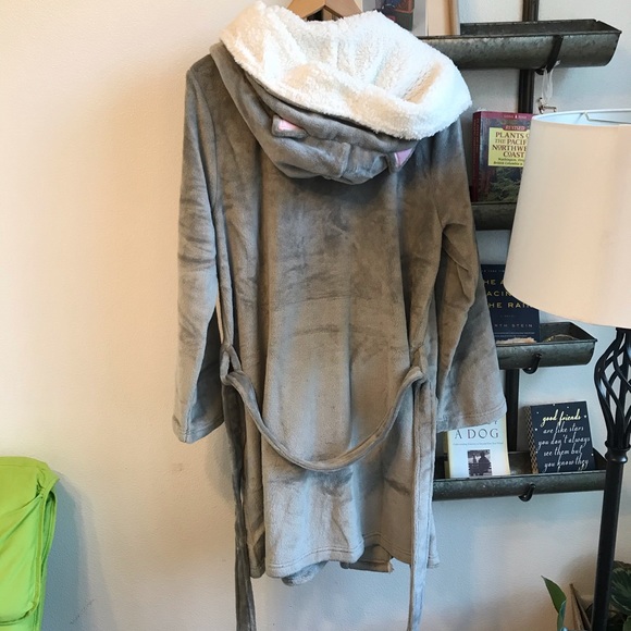 Last one! Faux firm trimmed short cat robe - Picture 8 of 11